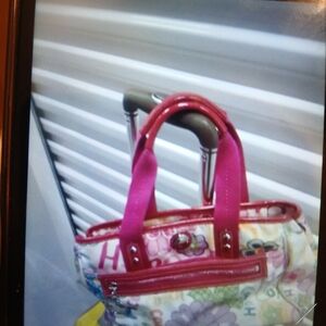 Vibrant Pink Women's Travel Tote